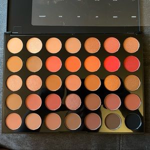 NIP Morphe 3502 Second Nature Artistry Eyeshadow Palette